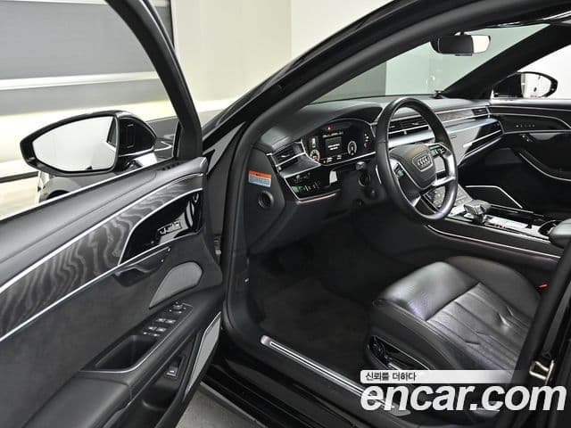 Audi A8 2023 — ფოტო 11/20