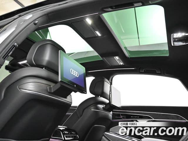 Audi A8 2023 — ფოტო 19/20