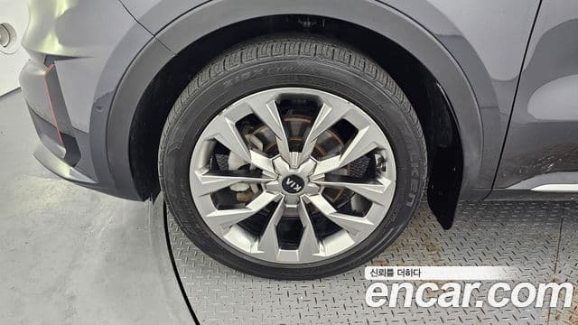 Kia Sorento 2020 — Фото 5/20