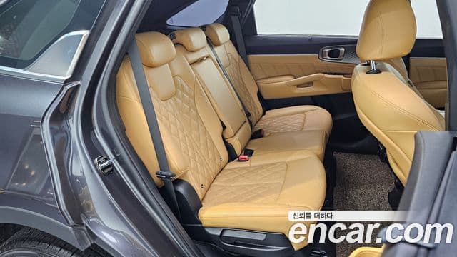Kia Sorento 2020 — Фото 11/20