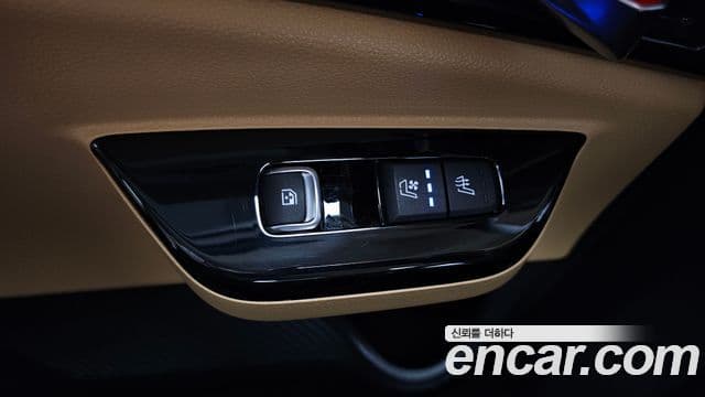 Kia Carnival 2020 — Şəkil 17/20