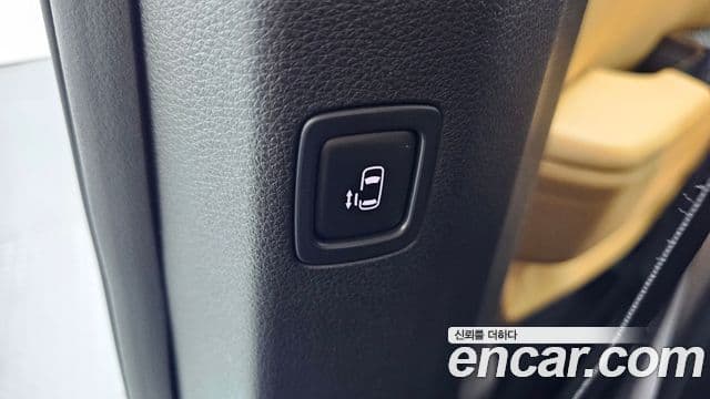 Kia Carnival 2020 — Şəkil 19/20
