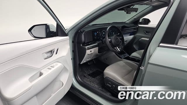 Hyundai Kona 2023 — Фото 10/20