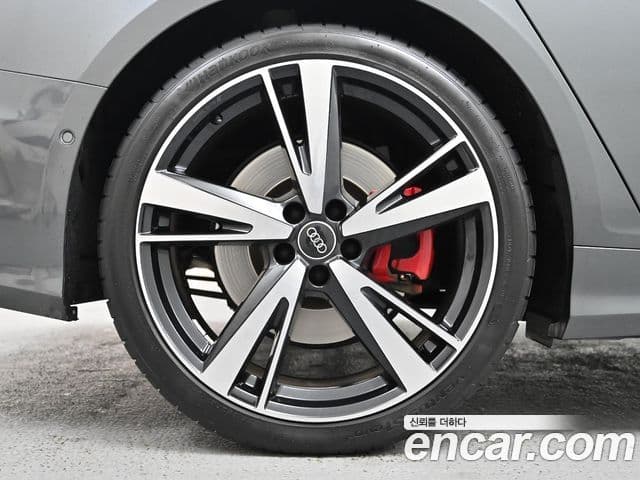 Audi S6 2022 — Photo 8/20