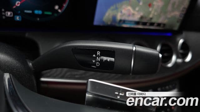 Mercedes-Benz E-Class 2022 — Şəkil 9/20