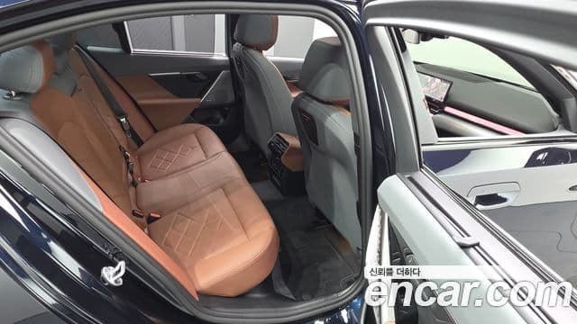 BMW 5 Series 2025 — ფოტო 11/20