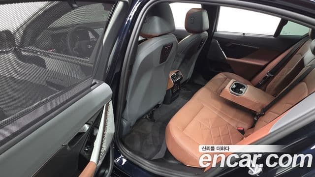 BMW 5 Series 2025 — ფოტო 12/20
