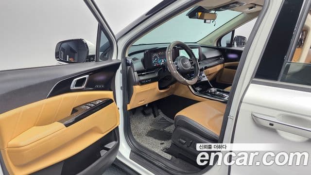 Kia Carnival 2021 — Фото 10/20