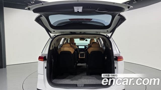 Kia Carnival 2021 — Фото 20/20