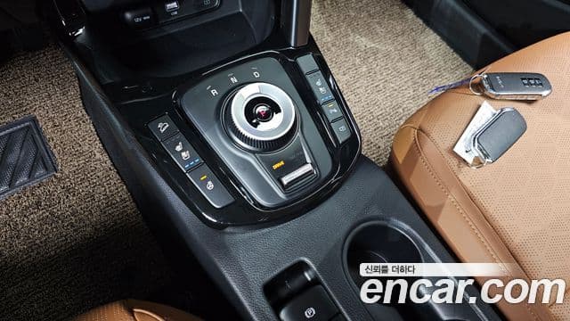 Kia Seltos 2025 — Şəkil 9/20