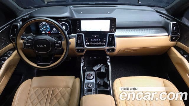Kia Sorento 2023 — ფოტო 7/20