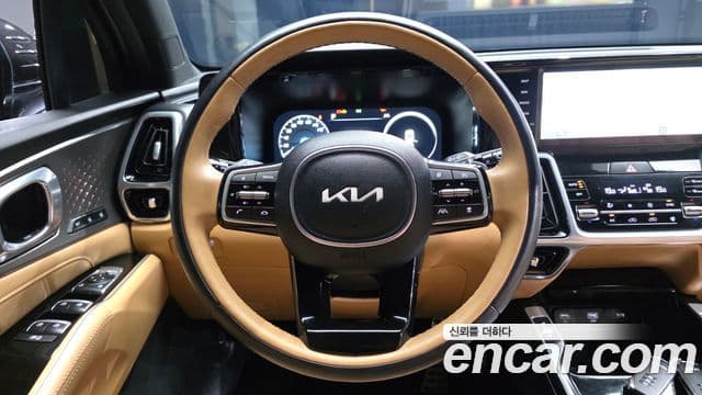 Kia Sorento 2023 — ფოტო 13/20