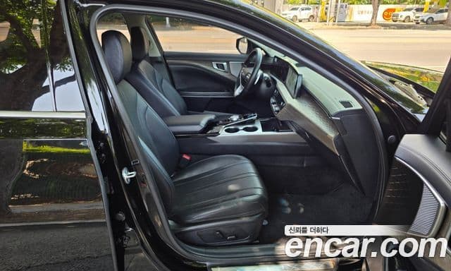 Kia K8 2022 — Şəkil 17/20