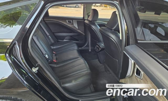 Kia K8 2022 — Şəkil 18/20