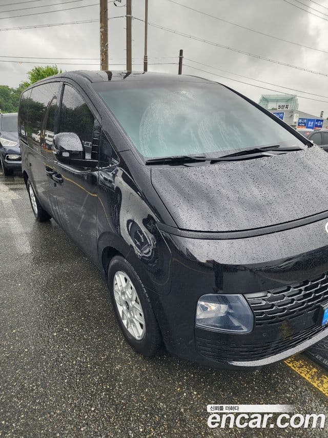 Hyundai Staria 2024 — ფოტო 9/20