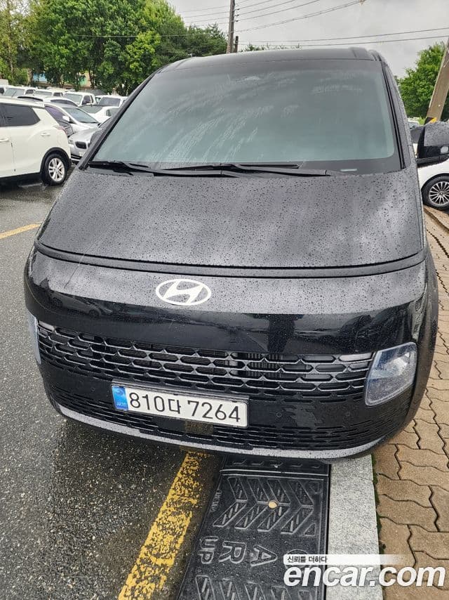 Hyundai Staria 2024 — ფოტო 1/20