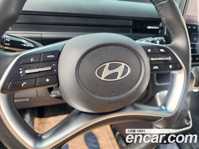 Hyundai Staria 2024 — ფოტო 17/20