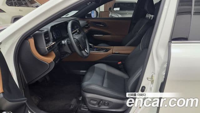 Toyota Crown Crossover 2024 — Şəkil 8/17