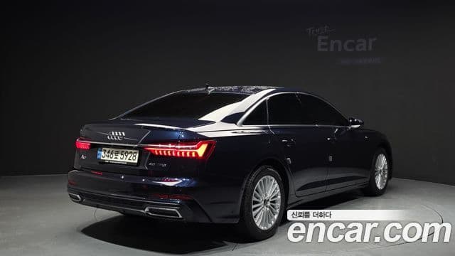 Audi A6 2021 — Фото 2/20