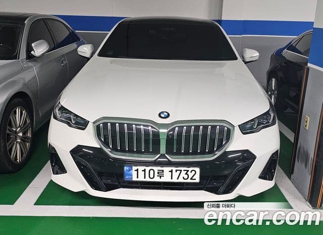 BMW 5 Series 2024 — ფოტო 3/8