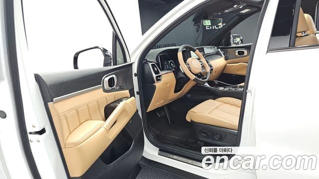 Kia Sorento 2022 — фото 10 из 20