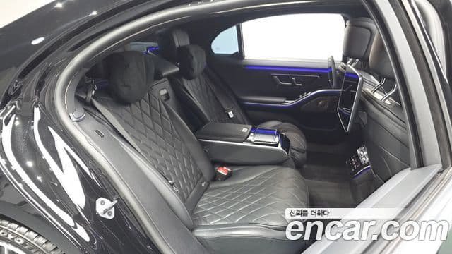 Mercedes-Benz S-Class 2022 — Фото 11/20