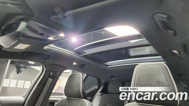 Volvo XC40 2020 — Şəkil 19/20