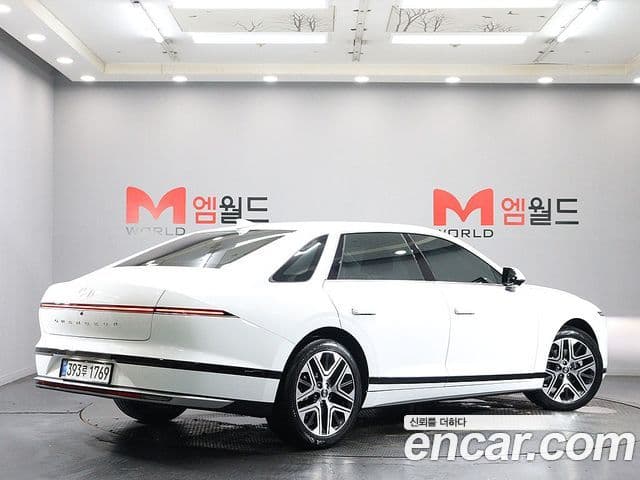 Hyundai Grandeur 2025 — Фото 2/20