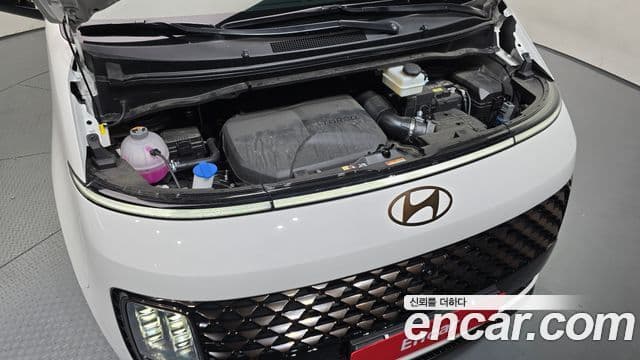 Hyundai Staria 2025 — Фото 6/20