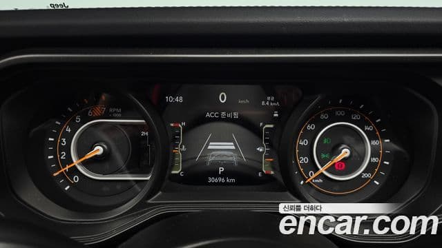 Jeep Wrangler 2024 — ფოტო 8/20