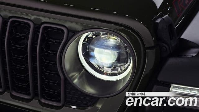 Jeep Wrangler 2024 — Photo 23/31