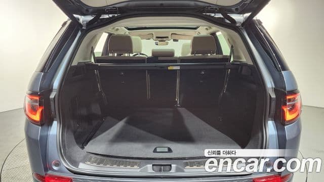 Land Rover Discovery Sport 2023 — Фото 20/20