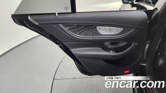 Mercedes-Benz AMG GT 2023 — Photo 6/33