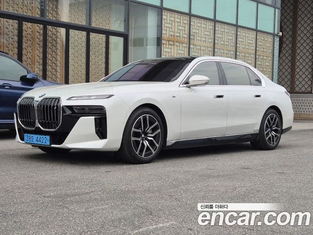 BMW i7 2024 — Şəkil 3/20