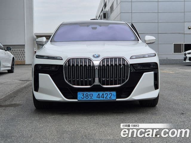 BMW i7 2024 — Şəkil 4/20