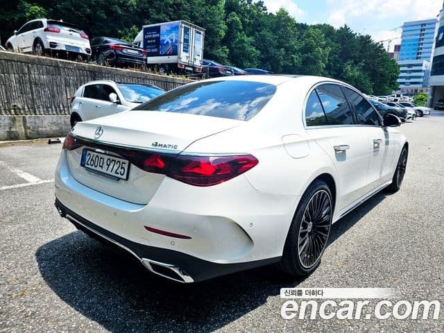 Mercedes-Benz E-Class 2025 — ფოტო 2/20