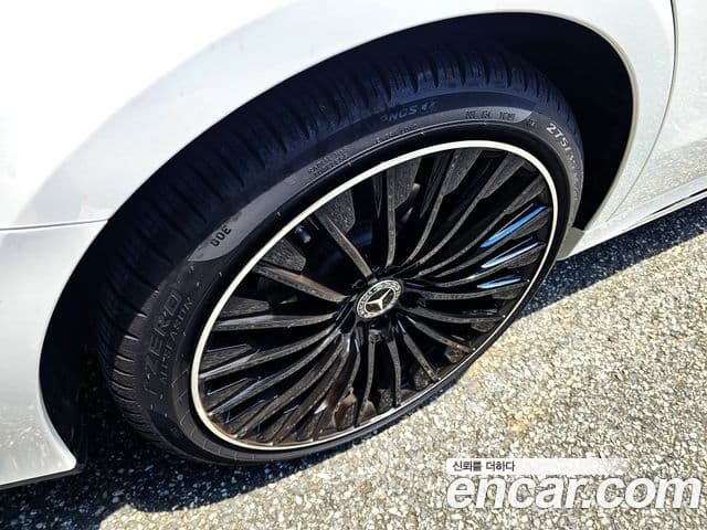 Mercedes-Benz E-Class 2025 — ფოტო 5/20