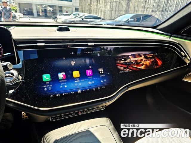 Mercedes-Benz E-Class 2025 — ფოტო 16/20