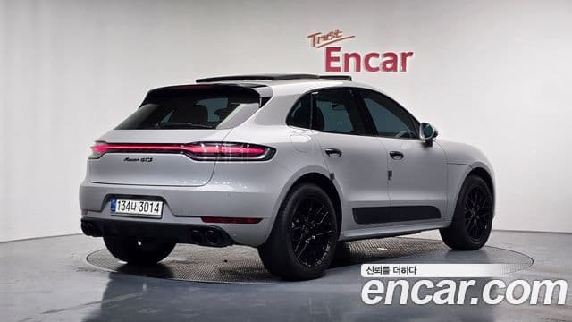 Porsche Macan 2020 — Şəkil 16/20