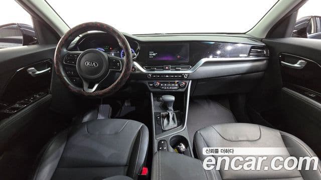 Kia Niro 2020 — Şəkil 7/20