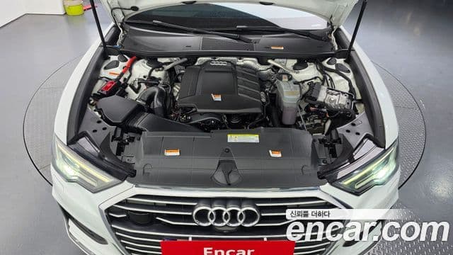 Audi A6 2020 — ფოტო 6/20