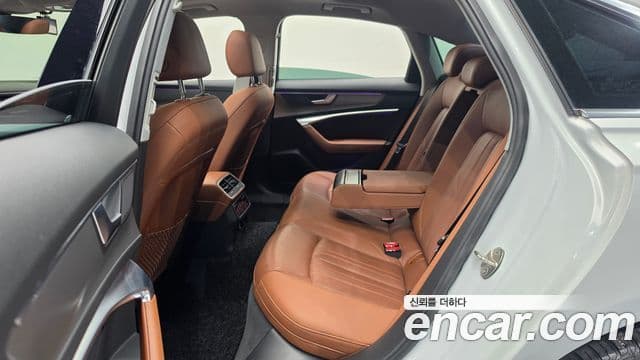 Audi A6 2020 — ფოტო 12/20