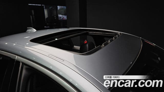 BMW 5 Series 2019 — Şəkil 16/20