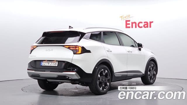 Kia Sportage 2025 — Фото 2/20