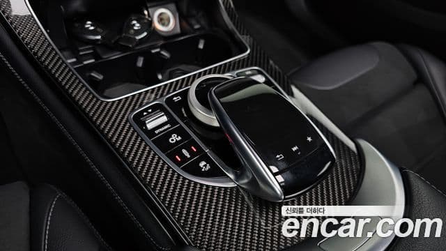 Mercedes-Benz GLC-Class 2018 — Şəkil 17/30