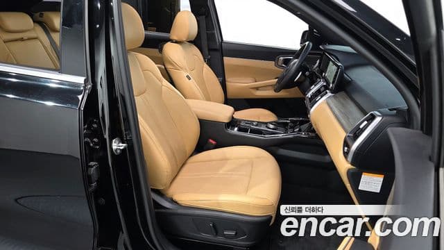 Kia Sorento 2021 — Фото 11/20