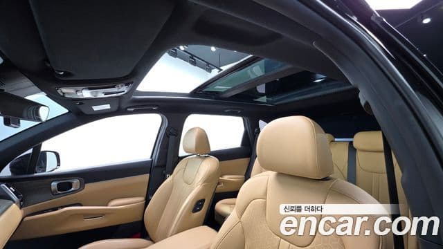 Kia Sorento 2021 — Фото 18/20