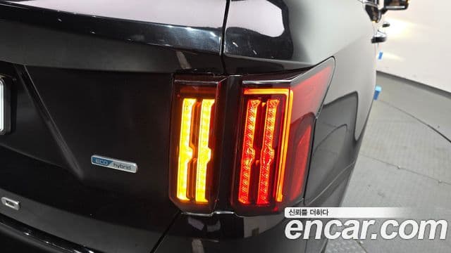 Kia Sorento 2021 — Photo 3/33