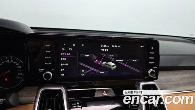 Kia Sorento 2021 — Photo 12/33