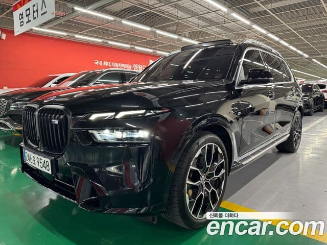 BMW X7 2024 — ფოტო 9/20